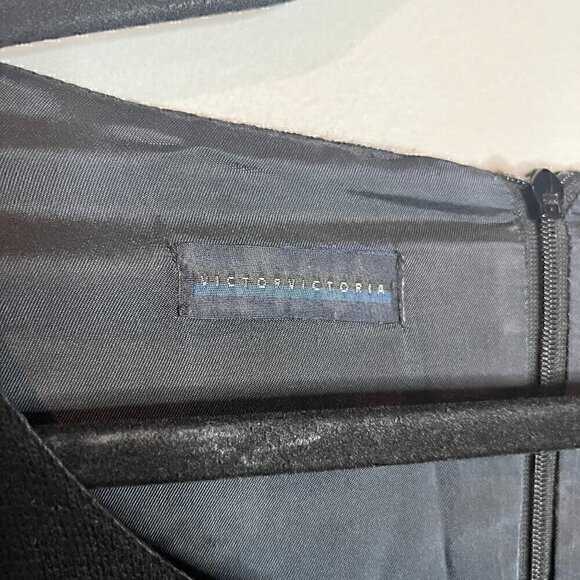 Victor Victoria black pleated belted wool dress - Picture 3 of 8